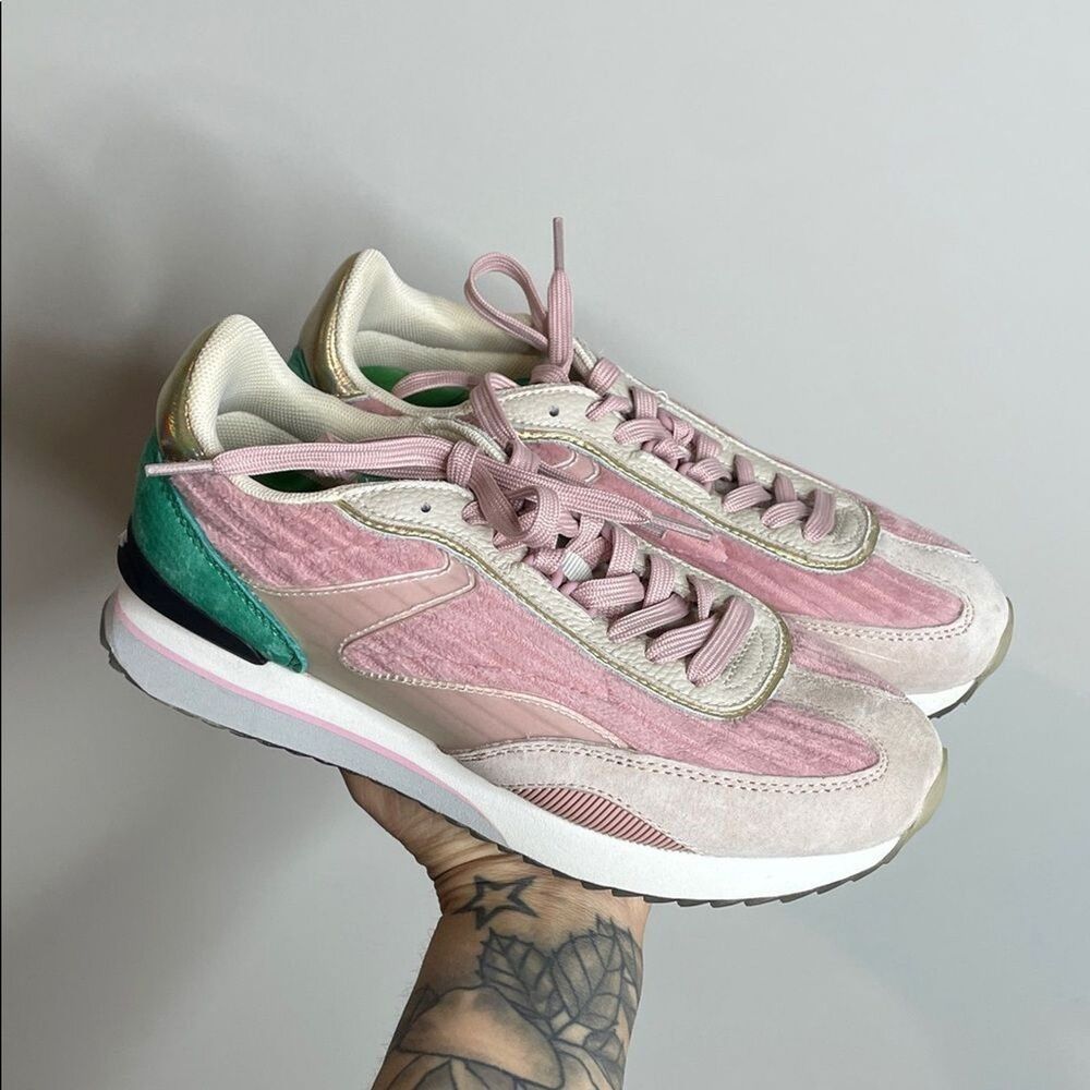 HOFF Women’s Pink Suede Fantasy Trainer Sneakers Size 7.5